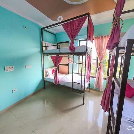 Hostel Cozy Beds Rishikesh Ngoại thất bức ảnh