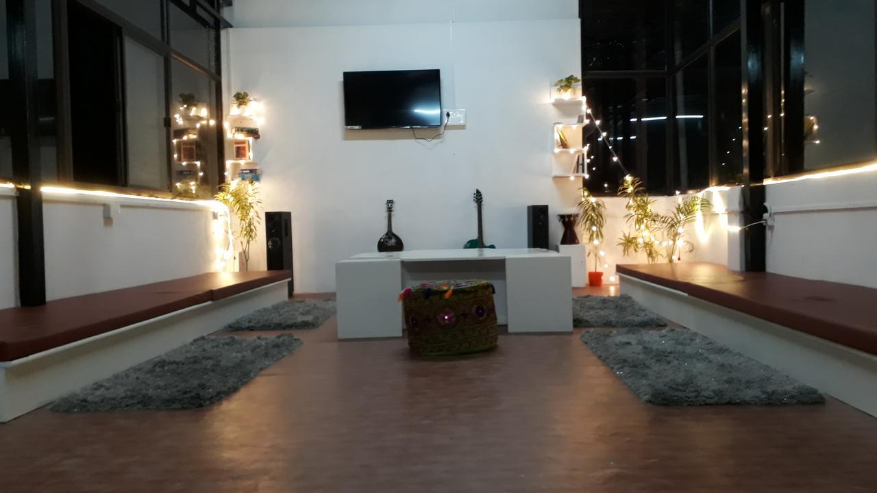 Hostel Cozy Beds Rishikesh Ngoại thất bức ảnh