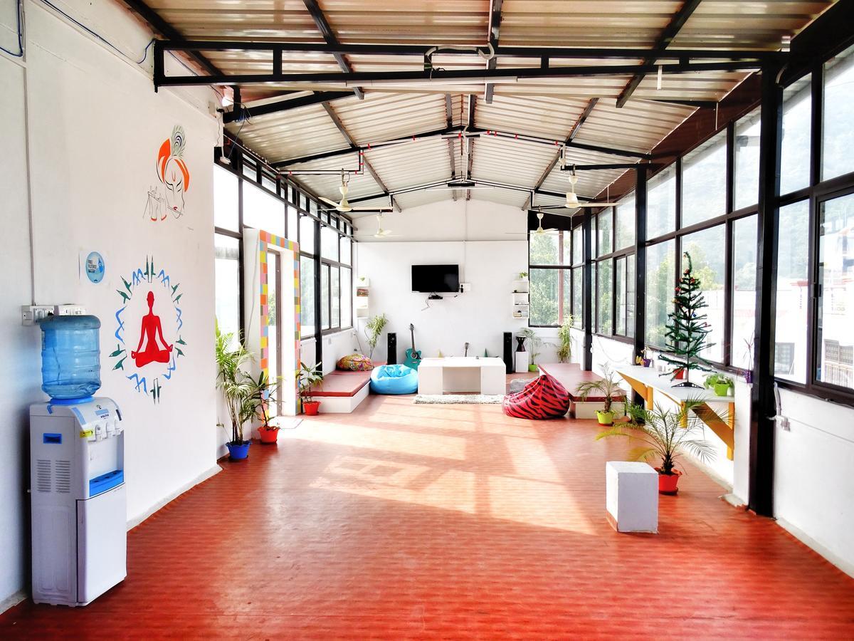 Hostel Cozy Beds Rishikesh Ngoại thất bức ảnh